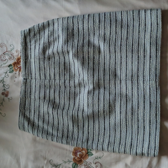 Loft 00P blue stripped skirt with pockets - Picture 2 of 4